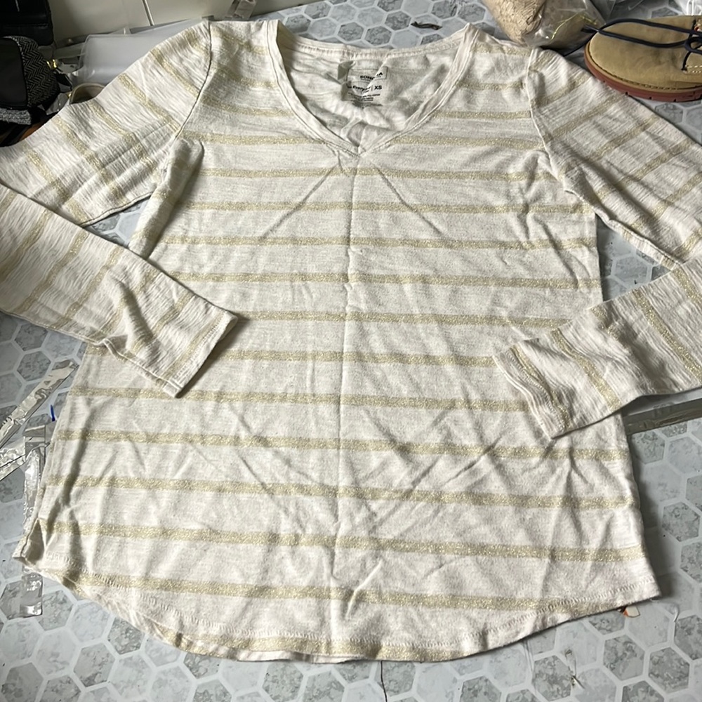 Sonoma XS The Everyday Tee White Gold Striped Long Sleeve V Neck T Shirt